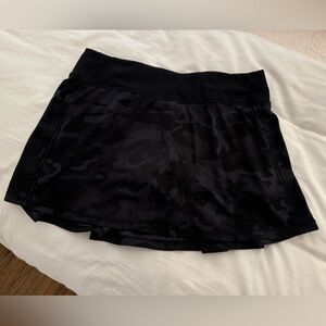 Lululemon Camo Tennis Skirt/Skort Size 8